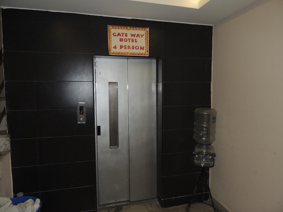 Gate Way Rooms Chennai Exterior photo